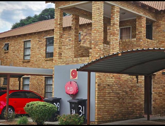 2 BEDROOM PROPERTY TO RENT IN PRINCESS